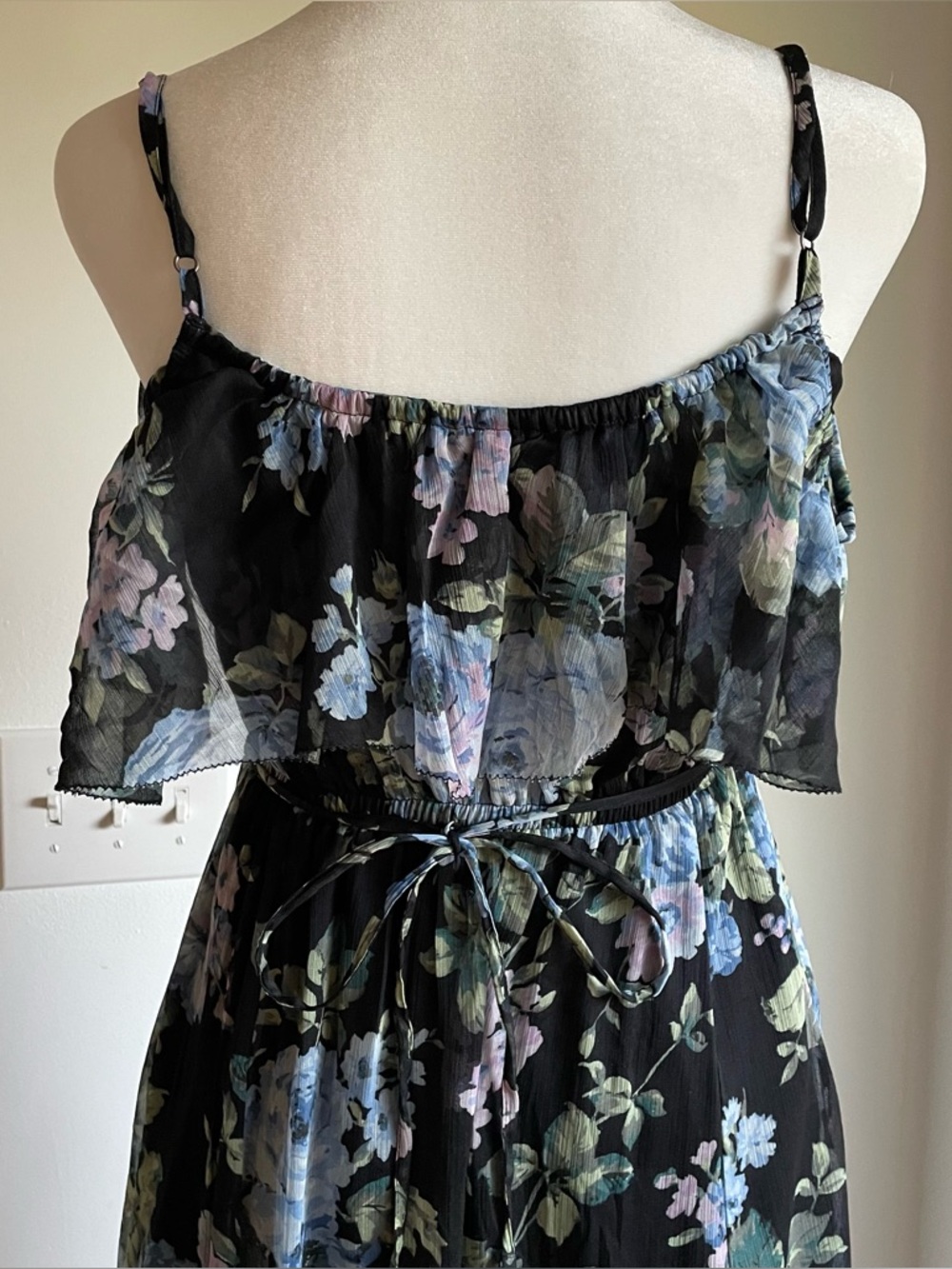 Abercrombie & Fitch Floral High Low Dress XS "Like New" Blue Black Lilac - Picture 7 of 16